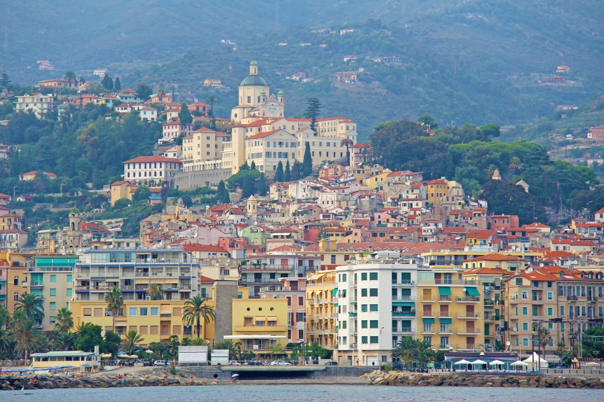 Casina Cato - Happy Rentals San Remo Buitenkant foto